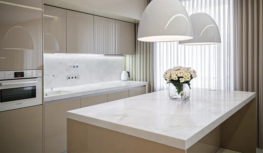 Кварцевый агломерат Onyx Bianco